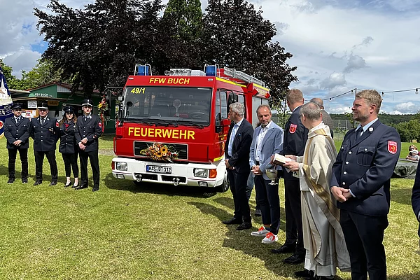 Segnung des Feuerwehrfahrzeuges