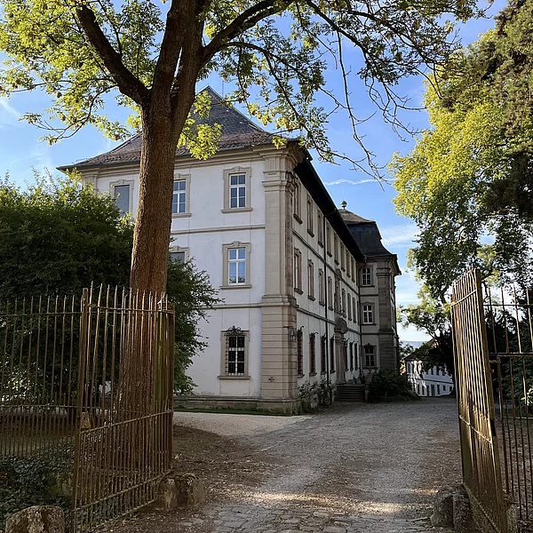 Ehemaliges Kloster in Obertheres