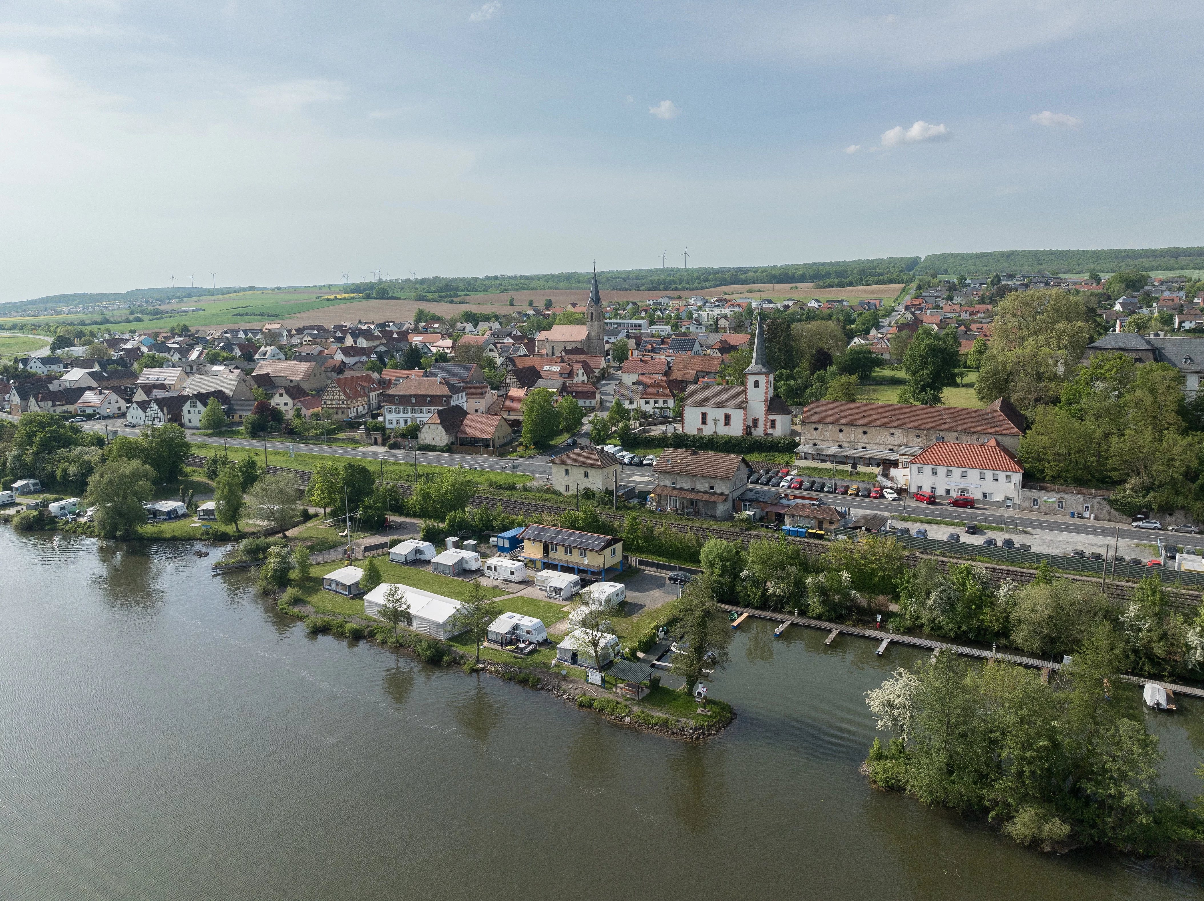 Badebucht in Obertheres